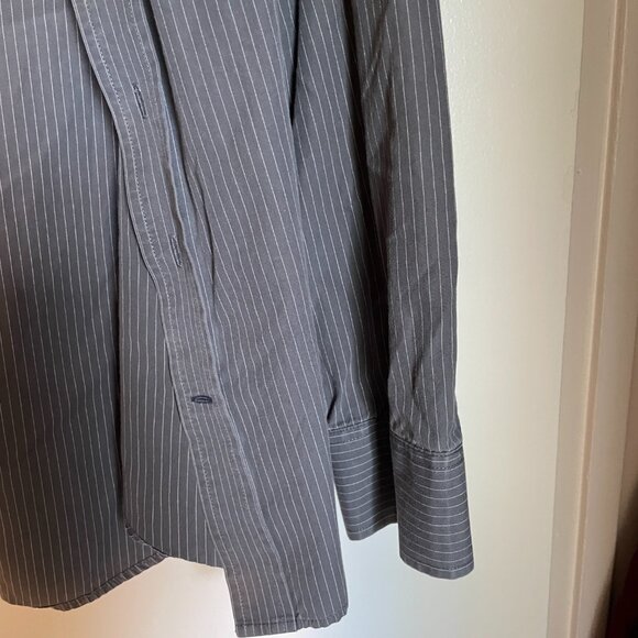 XL 17-17.5 GAP Fitted Premium Grey Button Down - Picture 5 of 6